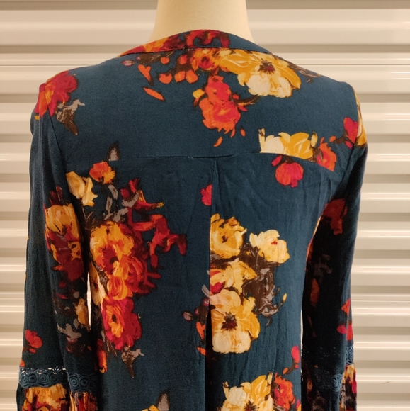 Blu Pepper | Floral Longline Tunic Blouse Top Size Small /Navy - Picture 12 of 16